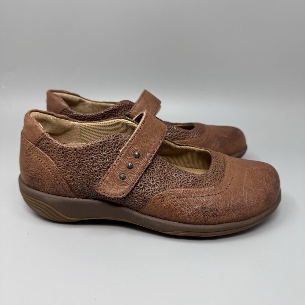 Halsa ALOE Footwear Women's Mary Jane Flats Brown Size 7.5